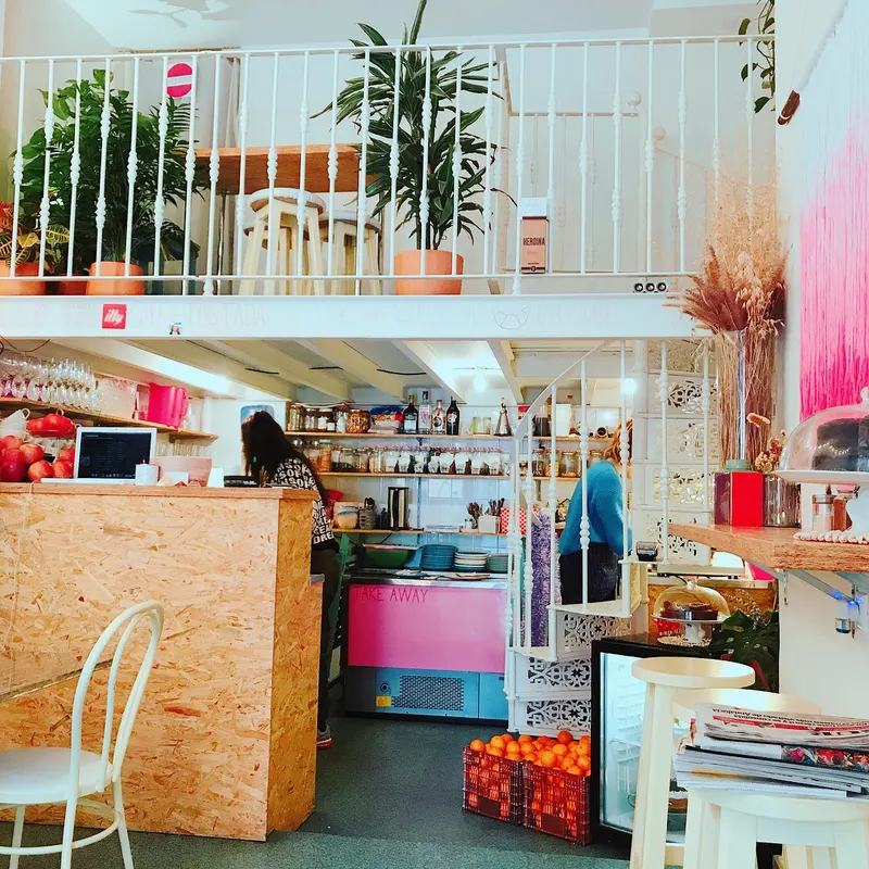 Desal Café - Breakfast and Brunch