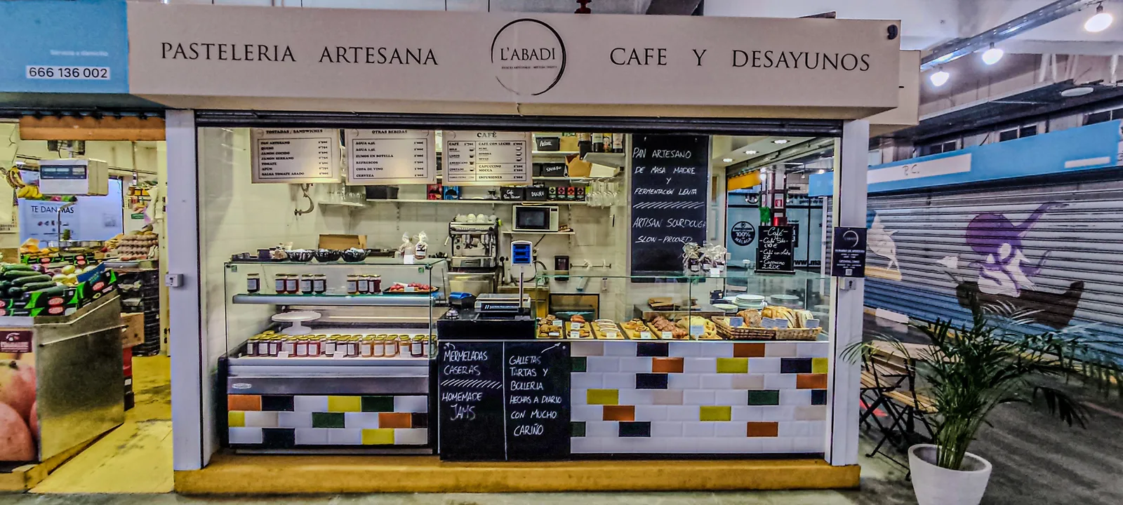Atmosphere at Pastelería L'abadi Malaga — travel photo