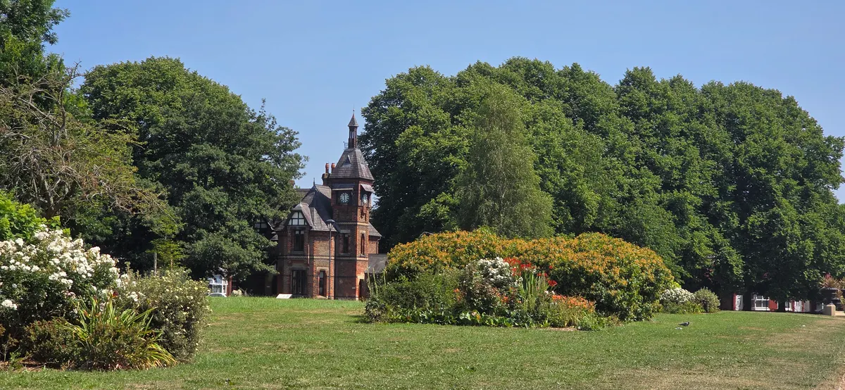 Main view at Alexandra Park Manchester — travel photo