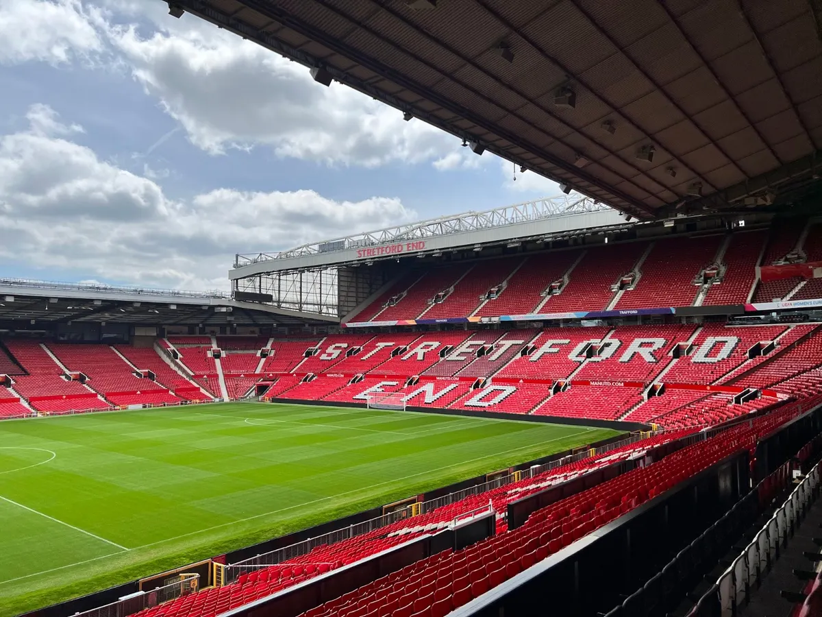 Manchester United Museum & Stadium Tour — culture guide Manchester