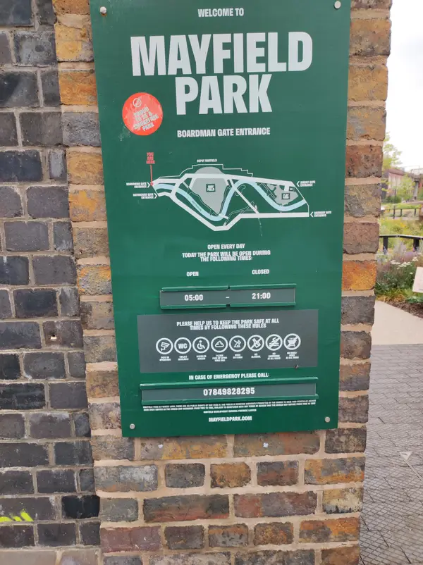 Details at Mayfield Park Manchester — travel photo