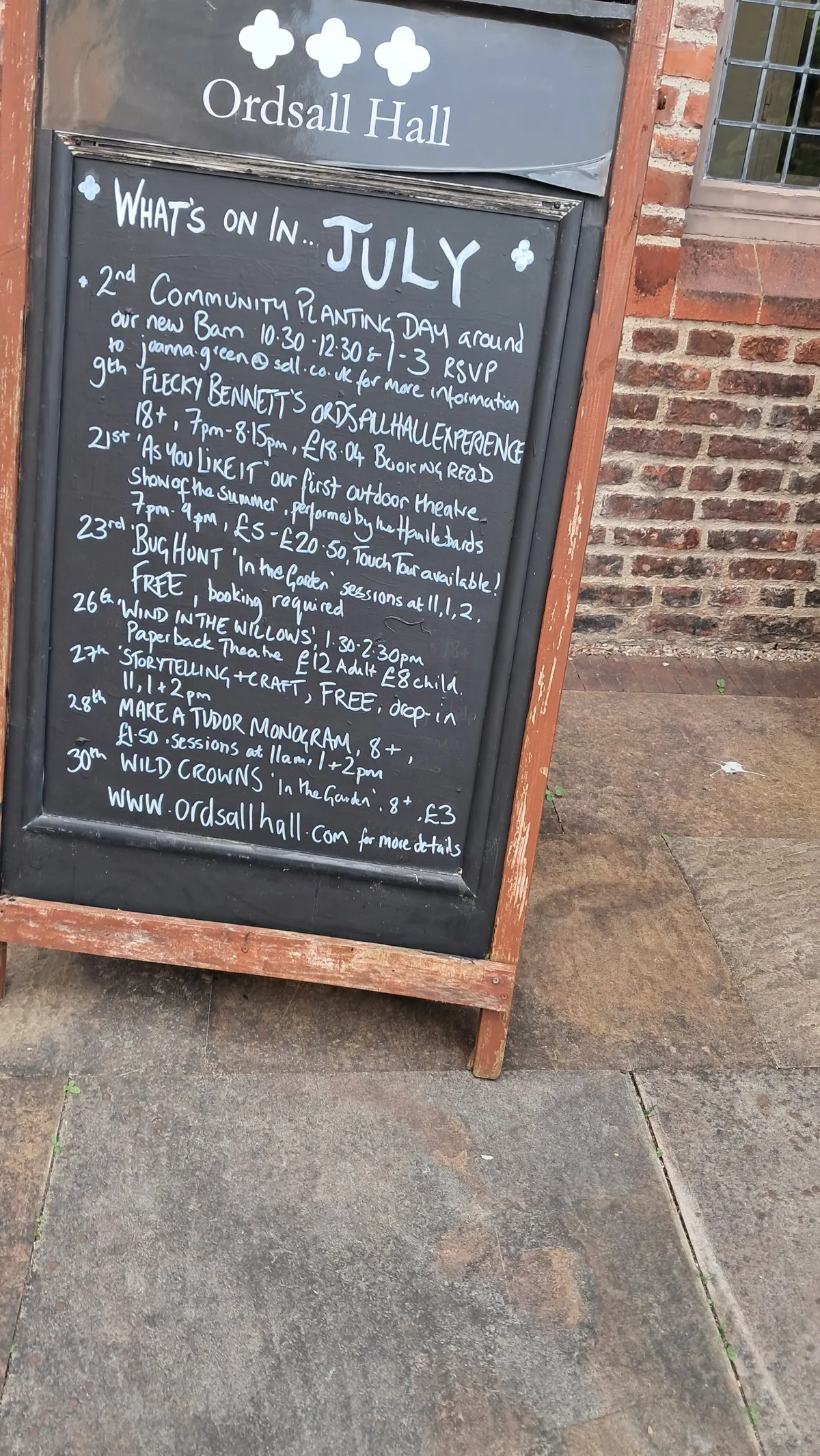 Main view at Ordsall Hall Manchester — travel photo