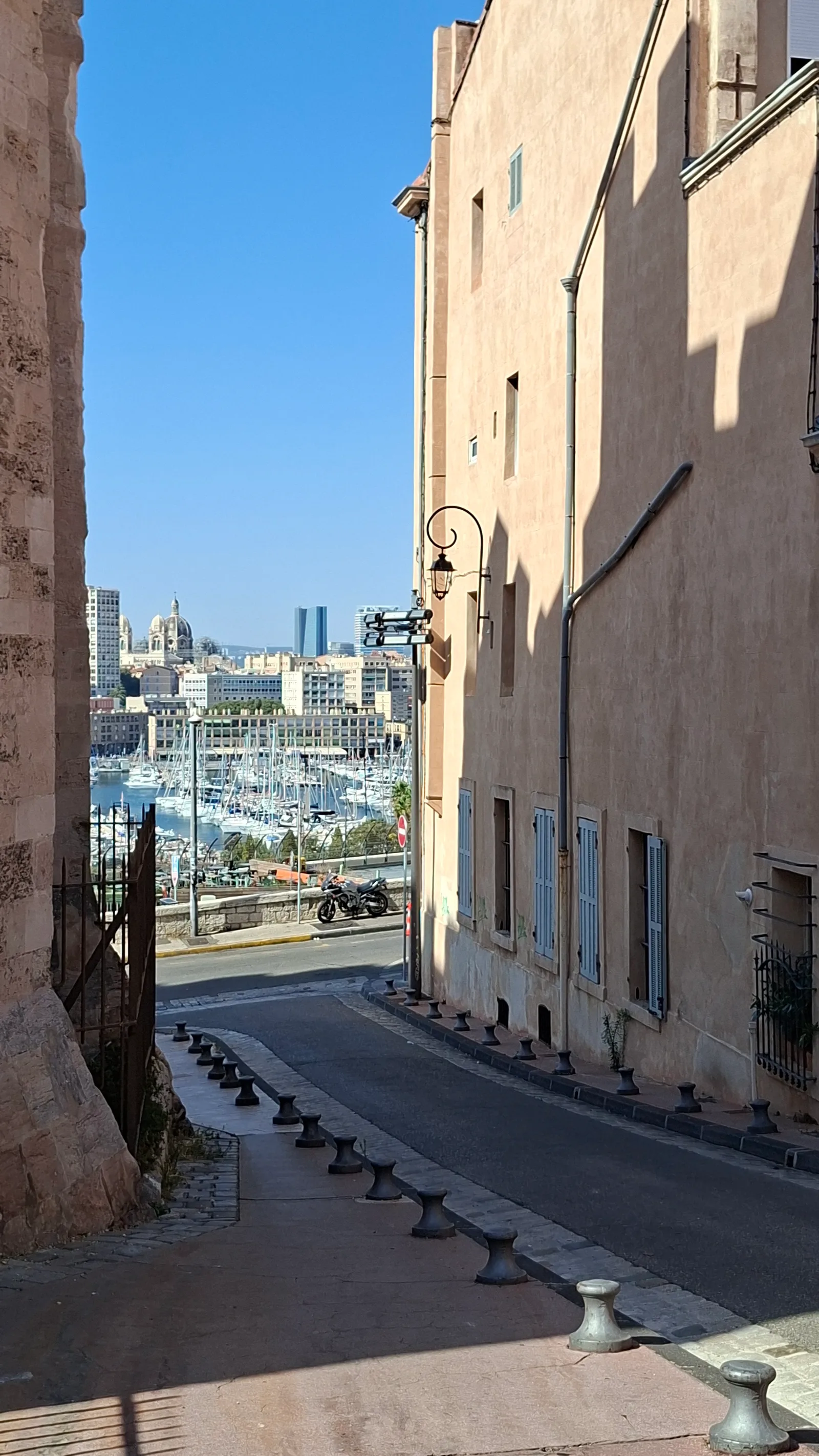Main view at Abbaye Saint-Victor Marseille — travel photo