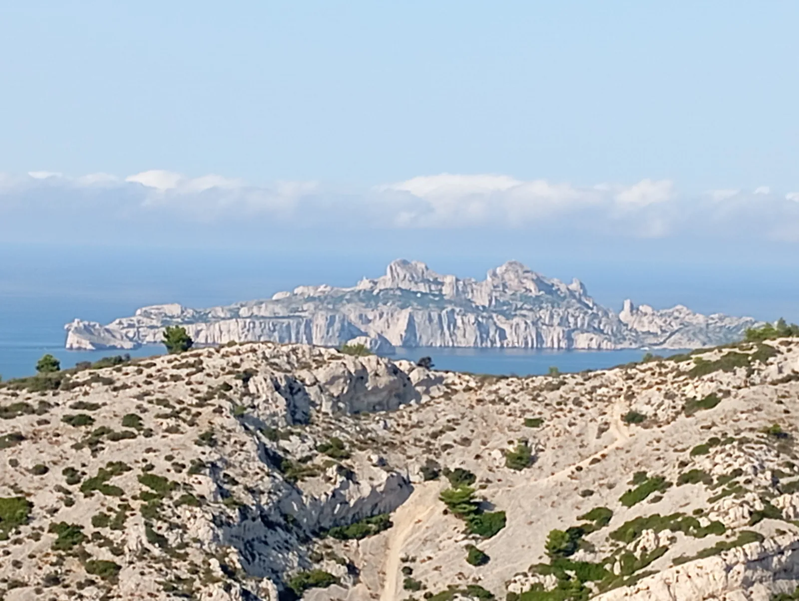 Main view at Belvédère de Sugiton Marseille — travel photo