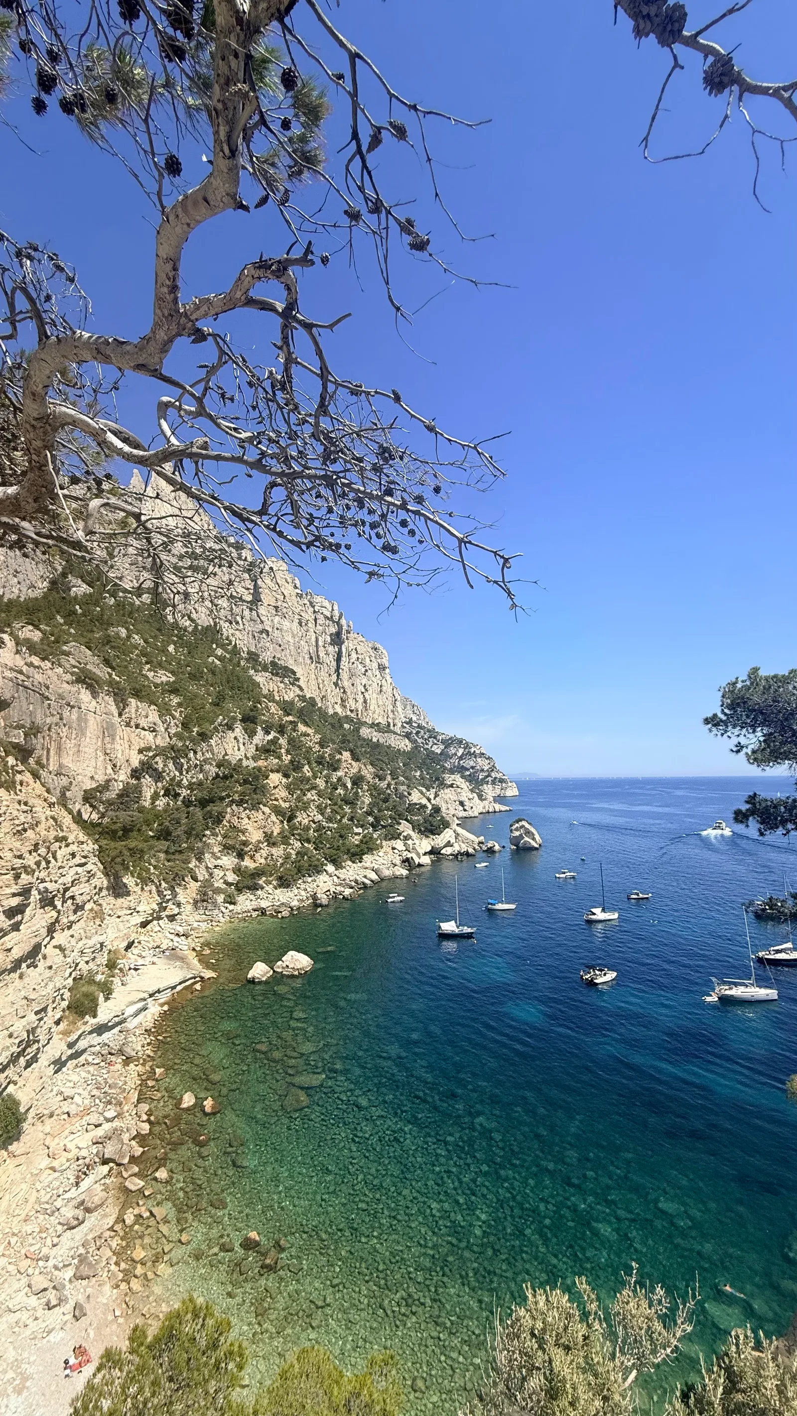 Atmosphere at Belvédère de Sugiton Marseille — travel photo
