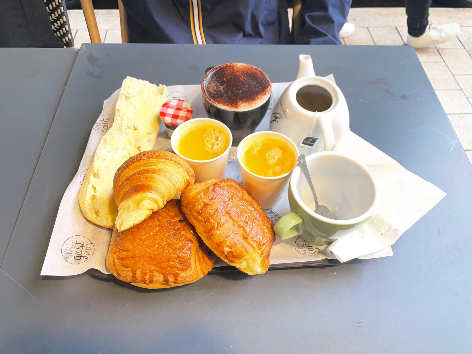 Atmosphere at La Panetteria Marseille — travel photo