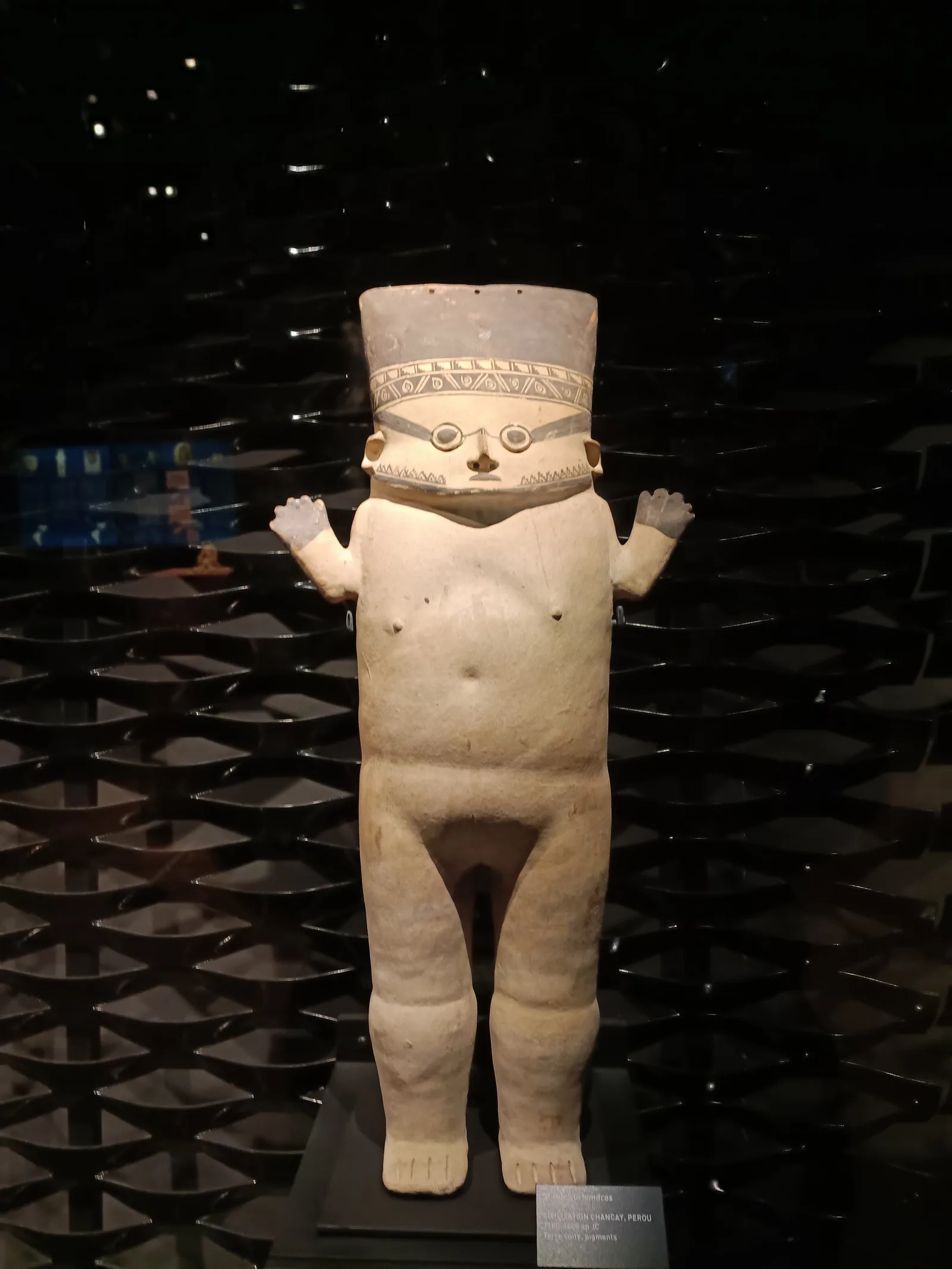 Atmosphere at Musée d’Archéologie Méditerranéenne Marseille — travel photo