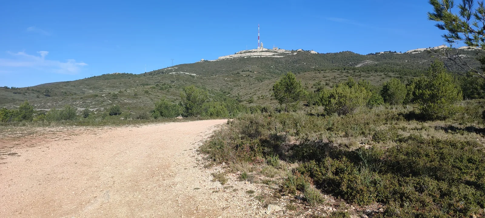 Interior at Parc de la Negre Marseille — travel photo