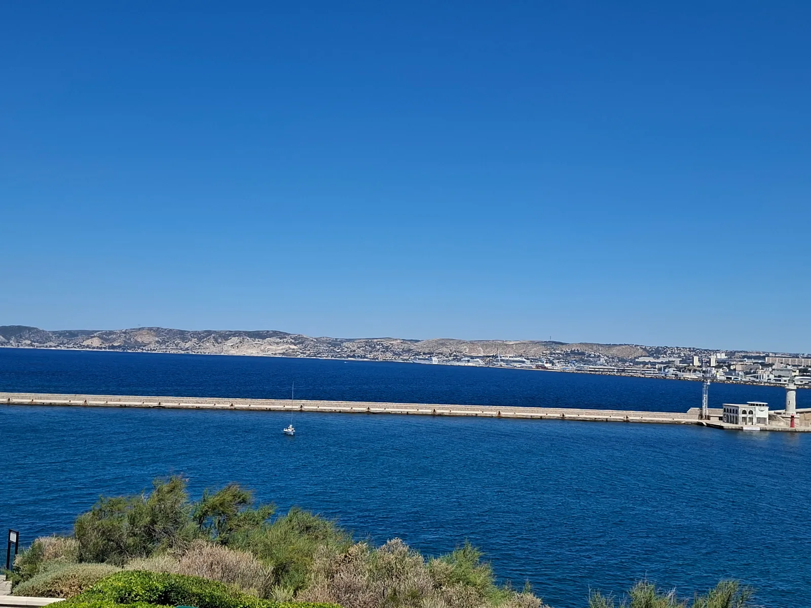 Main view at Parc Émile Duclaux Marseille — travel photo