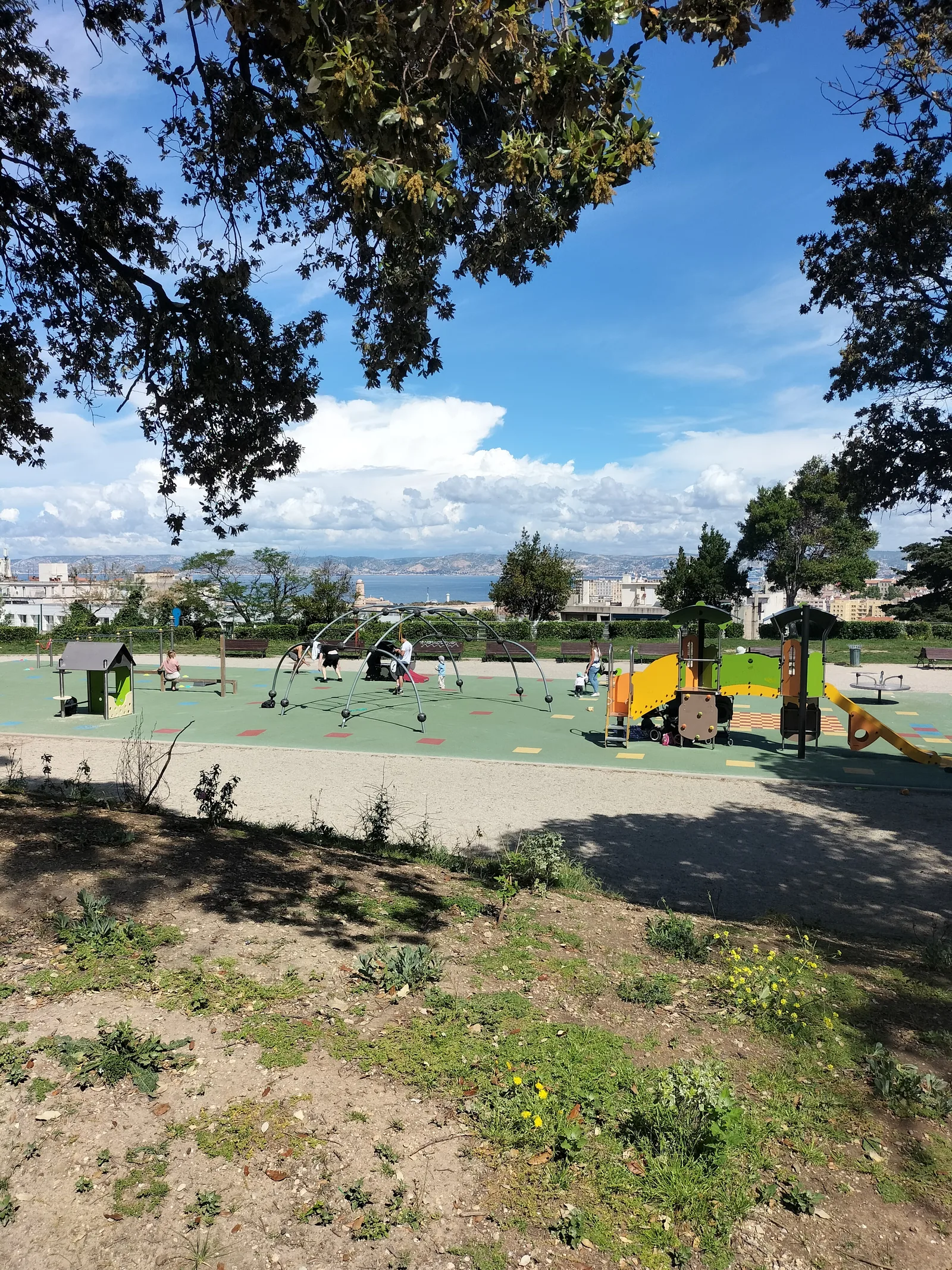 Atmosphere at Parc Pierre Puget Marseille — travel photo