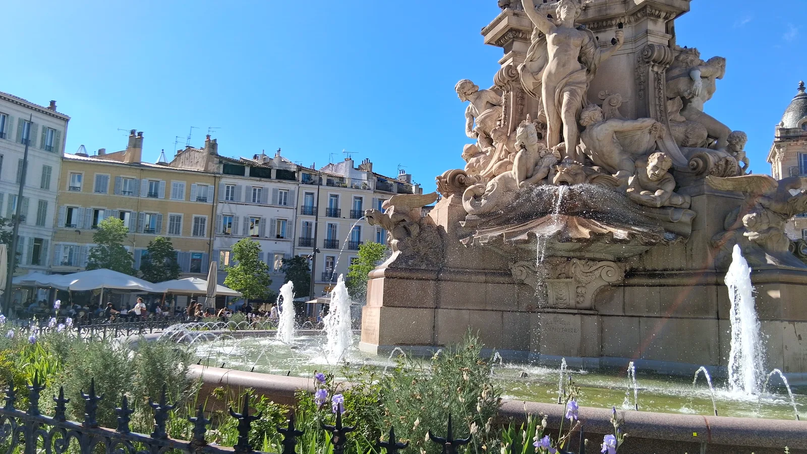 Details at Place Castellane Marseille — travel photo