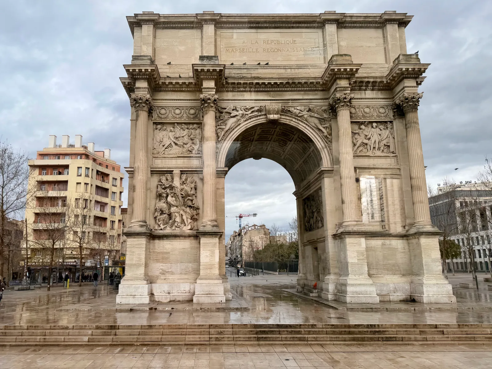 Atmosphere at Porte d'Aix Marseille — travel photo