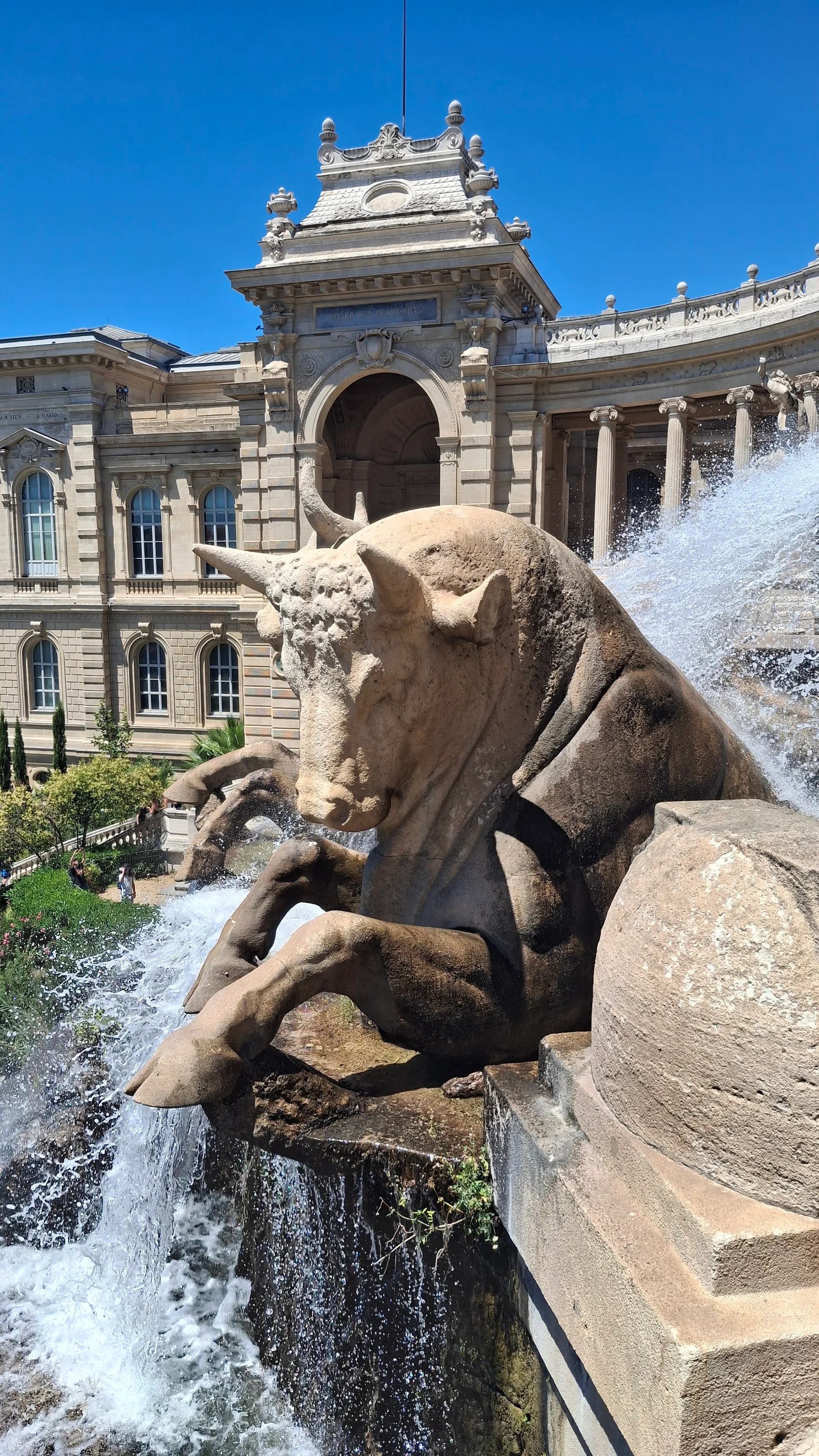 Interior at Zoological Gardens Marseille — travel photo