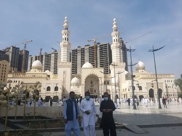 Details at Aisha Al Rajhi Mosque Mecca — travel photo