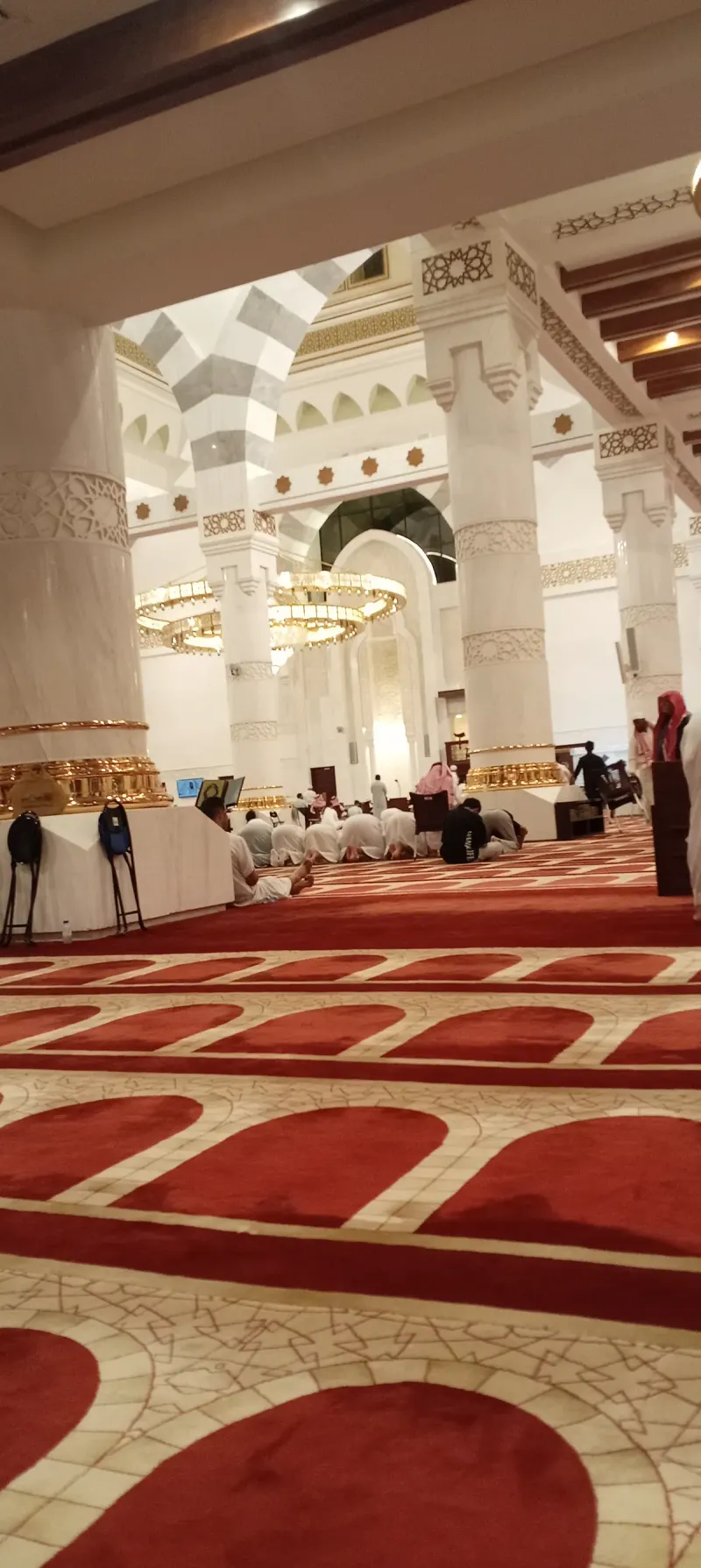 Aisha Al Rajhi Mosque