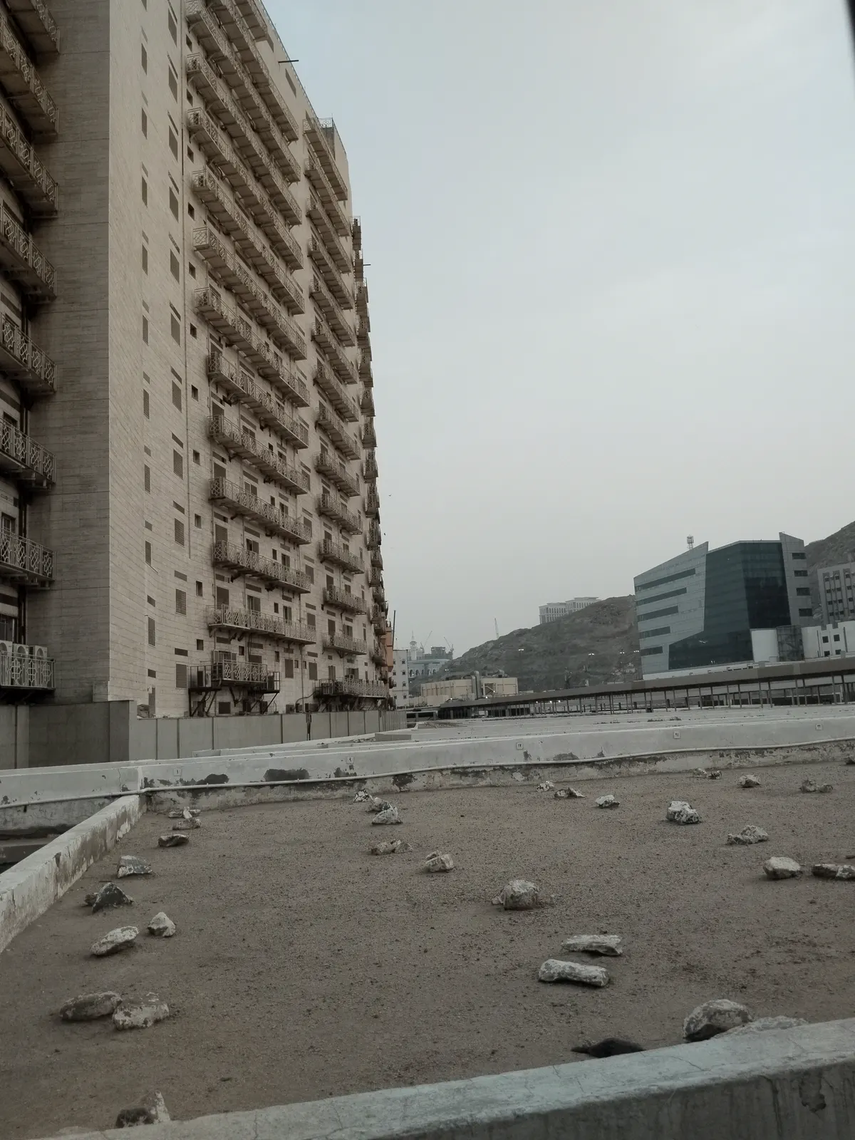 Main view at Al Muallaa Cemetery Mecca — travel photo