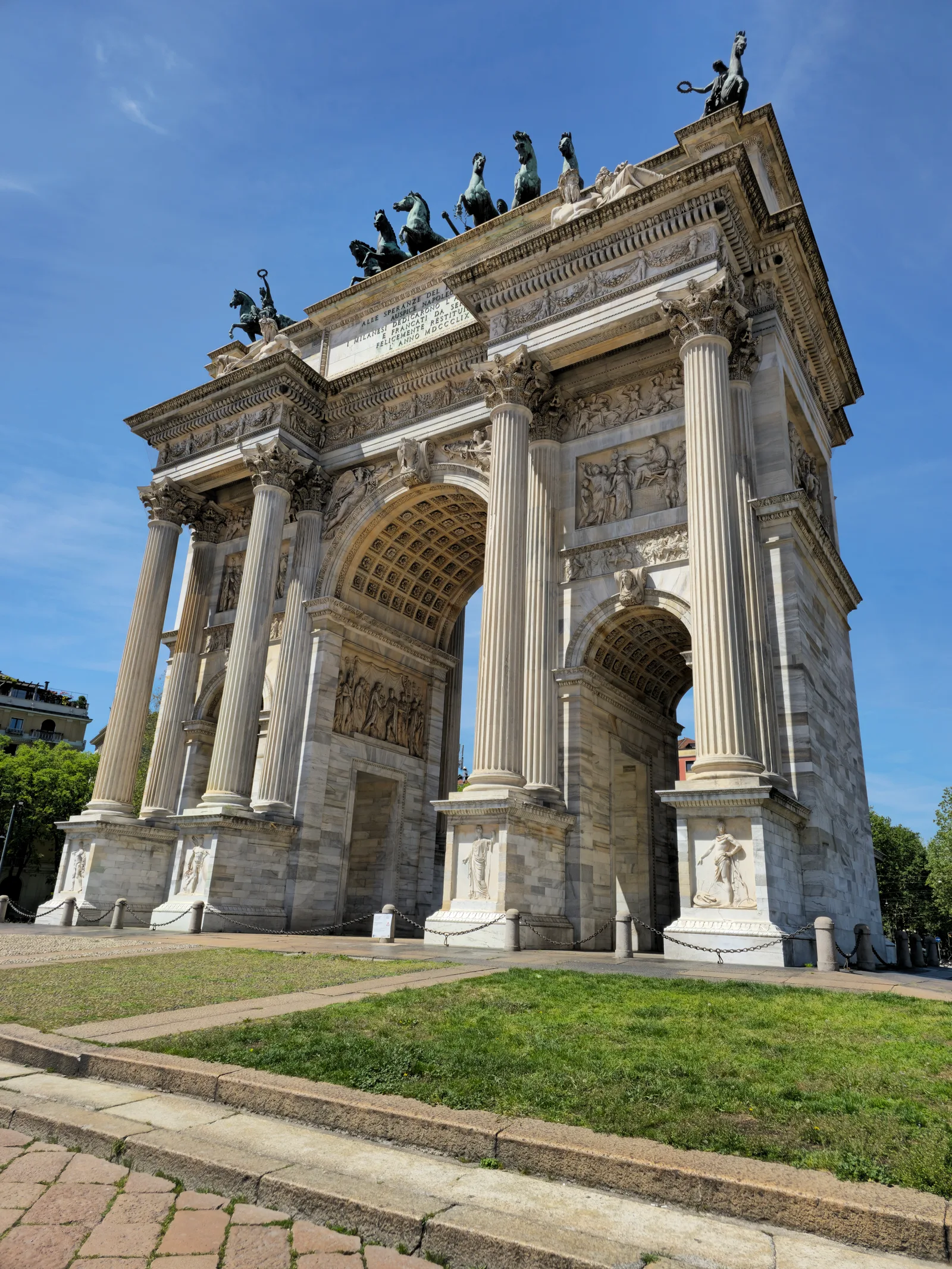 Arco della Pace — budget guide Milan