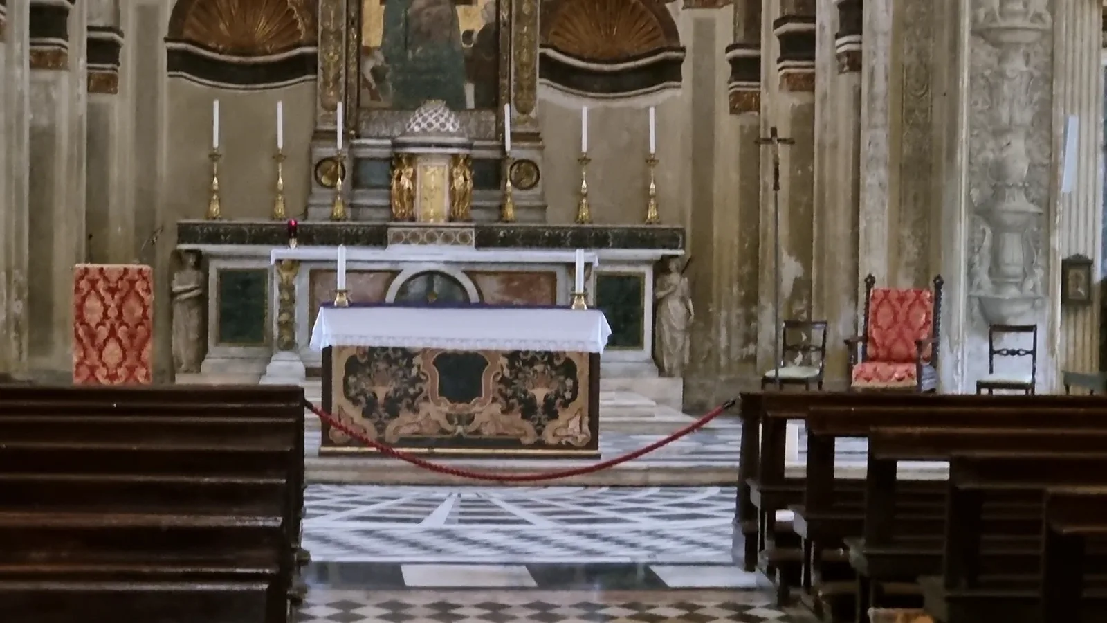 Interior at Chiesa di Santa Maria Milan — travel photo