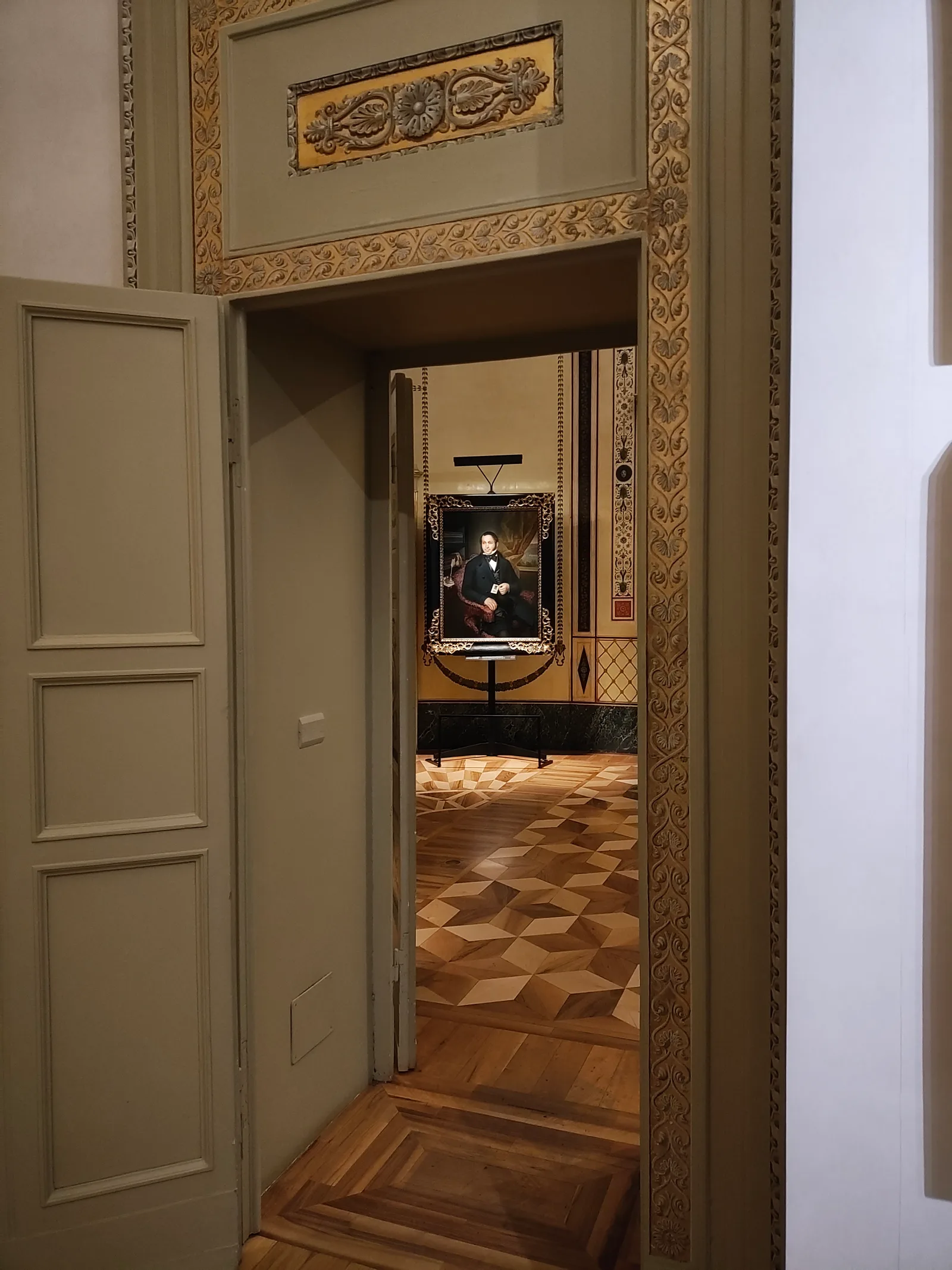 Atmosphere at Gallerie d’Italia Milan — travel photo