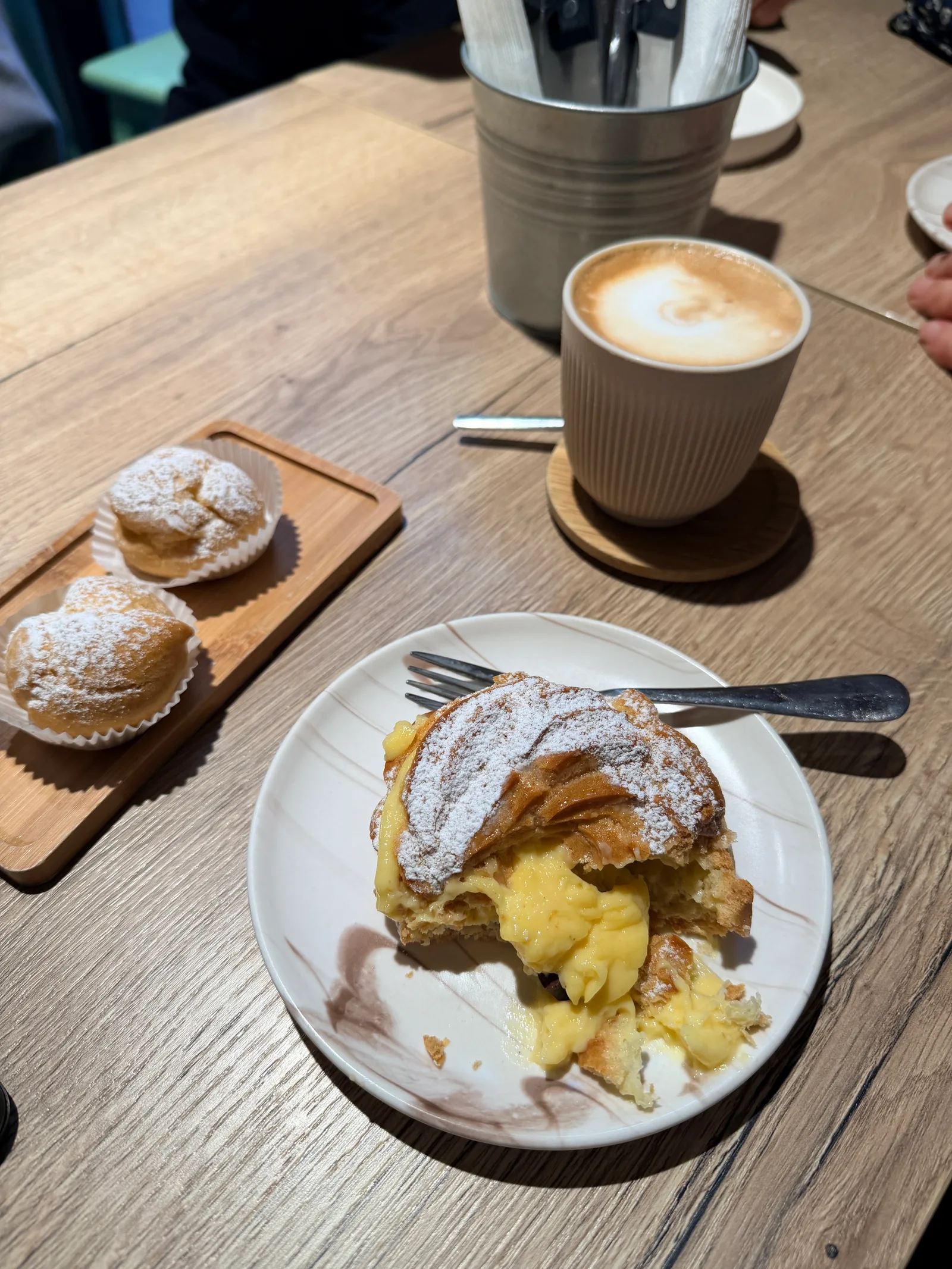 Atmosphere at GluFree Bakery Milan — travel photo