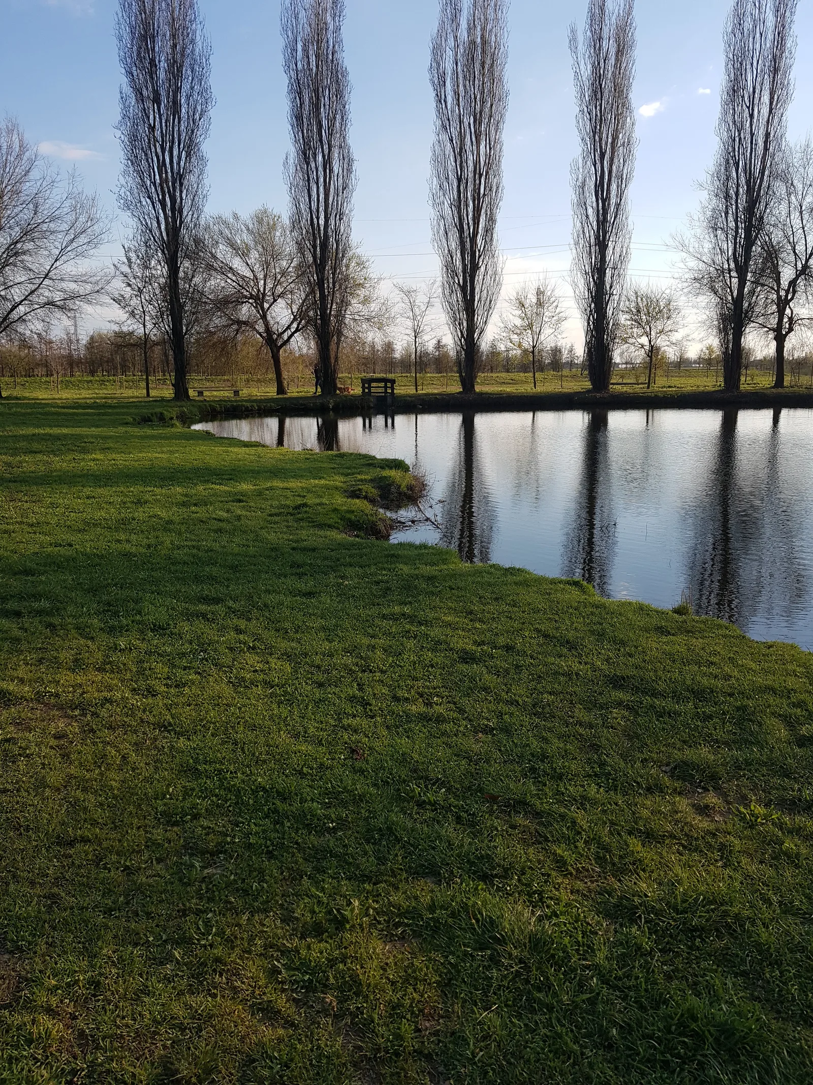 Atmosphere at Parco della Vettabbia Milan — travel photo