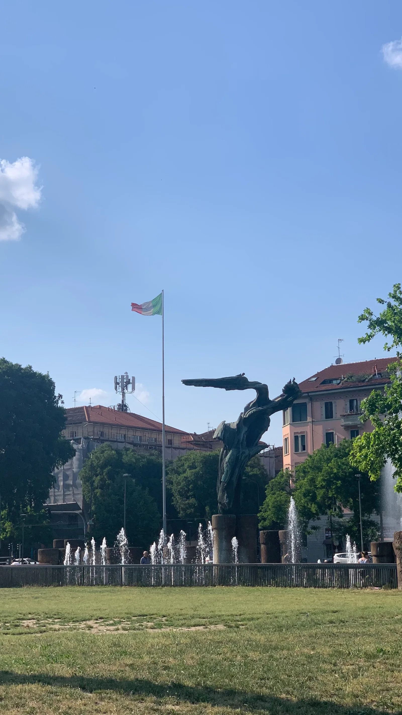 Details at Vittorio Formentano Park Milan — travel photo
