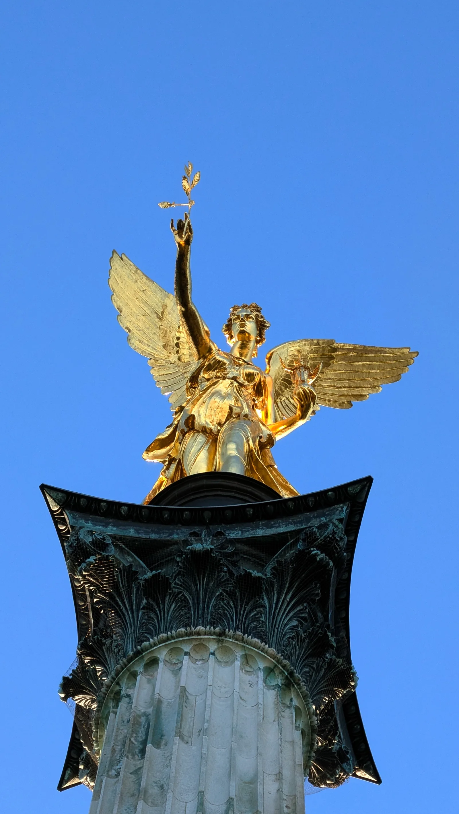 Main view at Angel of Peace Munich — travel photo
