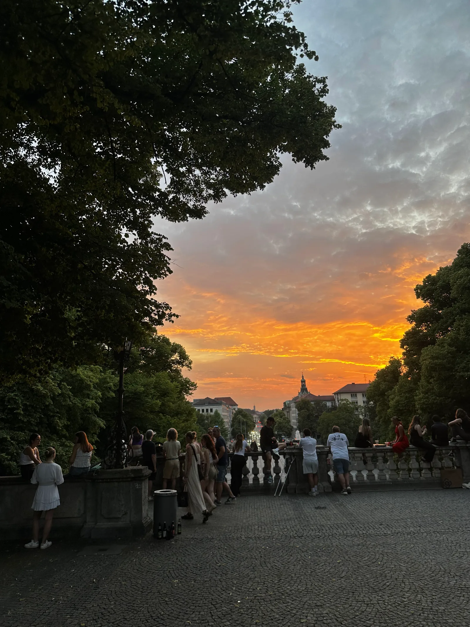 Atmosphere at Angel of Peace Munich — travel photo