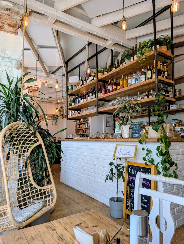 Botanista Café Club