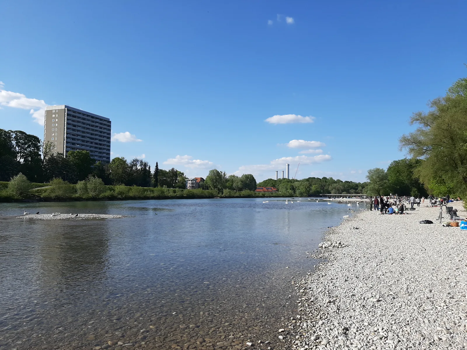 Atmosphere at Flaucher Munich — travel photo