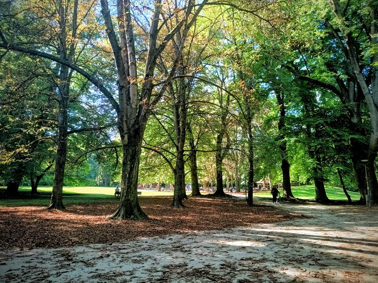 Grünwaldpark — romantic guide Munich
