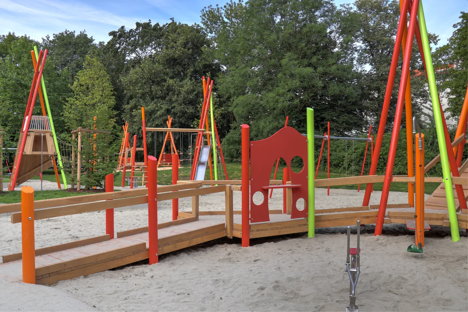 Details at Indianerspielplatz Munich — travel photo
