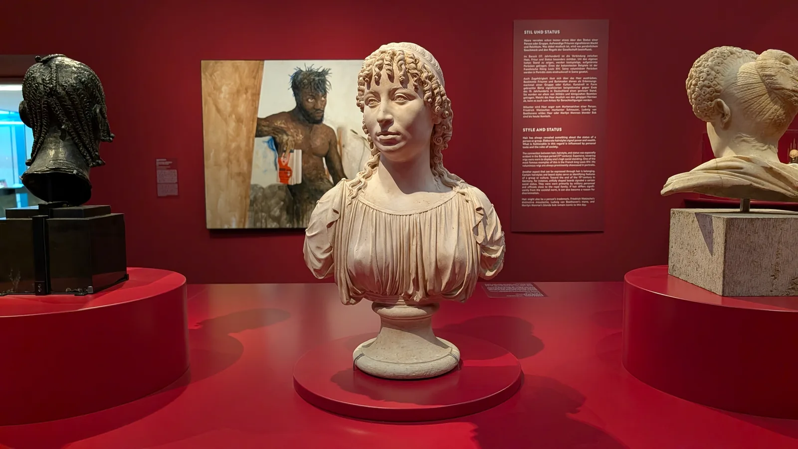 Details at Kunsthalle der Hypo-Kulturstiftung Munich — travel photo