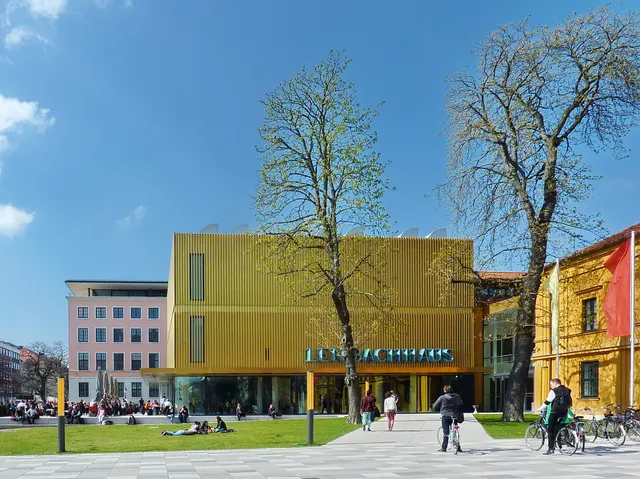 Lenbachhaus — art museum in Munich
