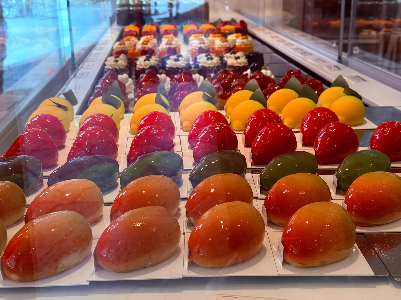 Details at Maelu confectionery & café Munich — travel photo