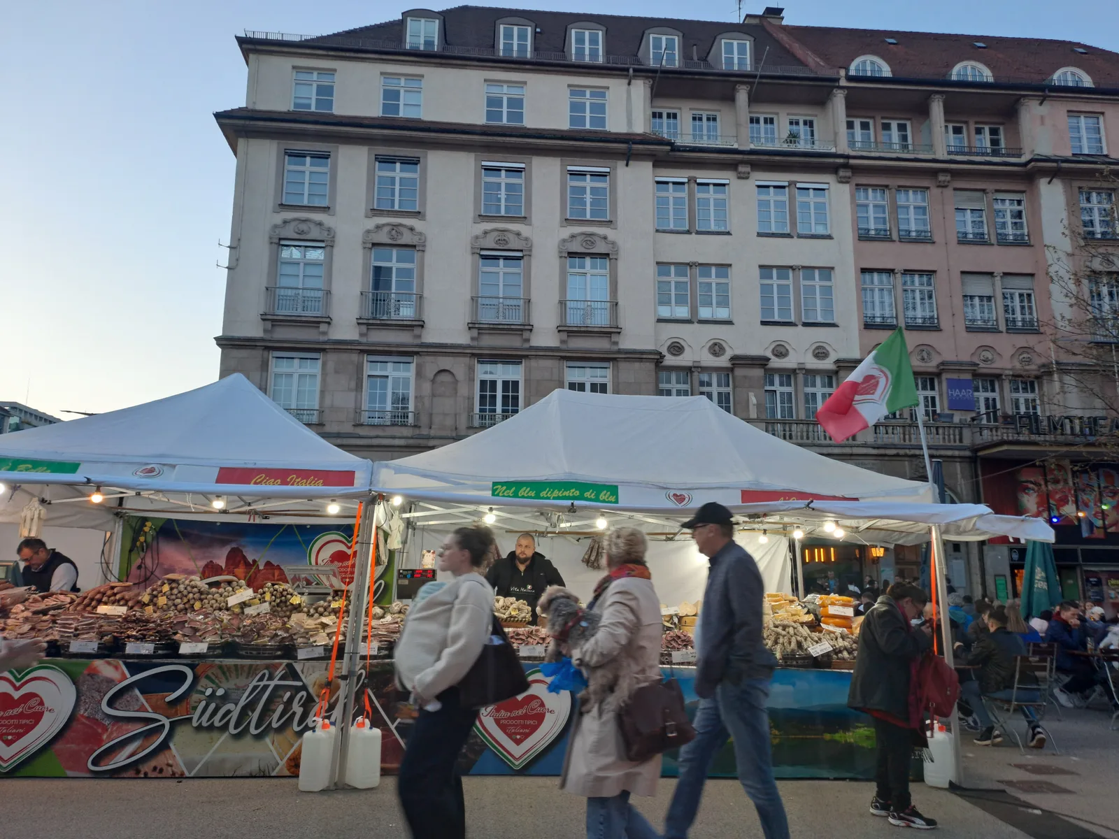 Details at Sendlinger Tor Munich — travel photo