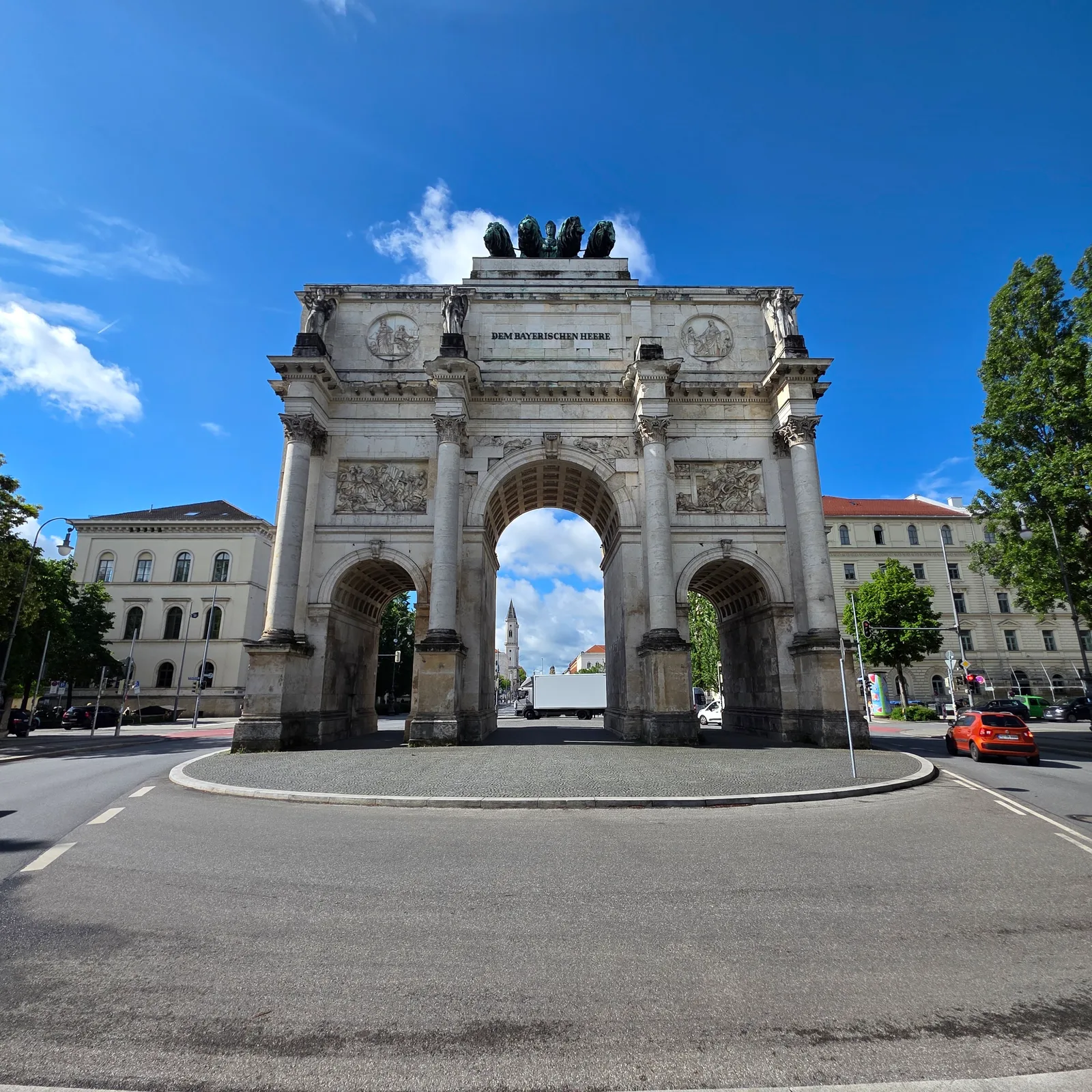 Details at Siegestor Munich — travel photo