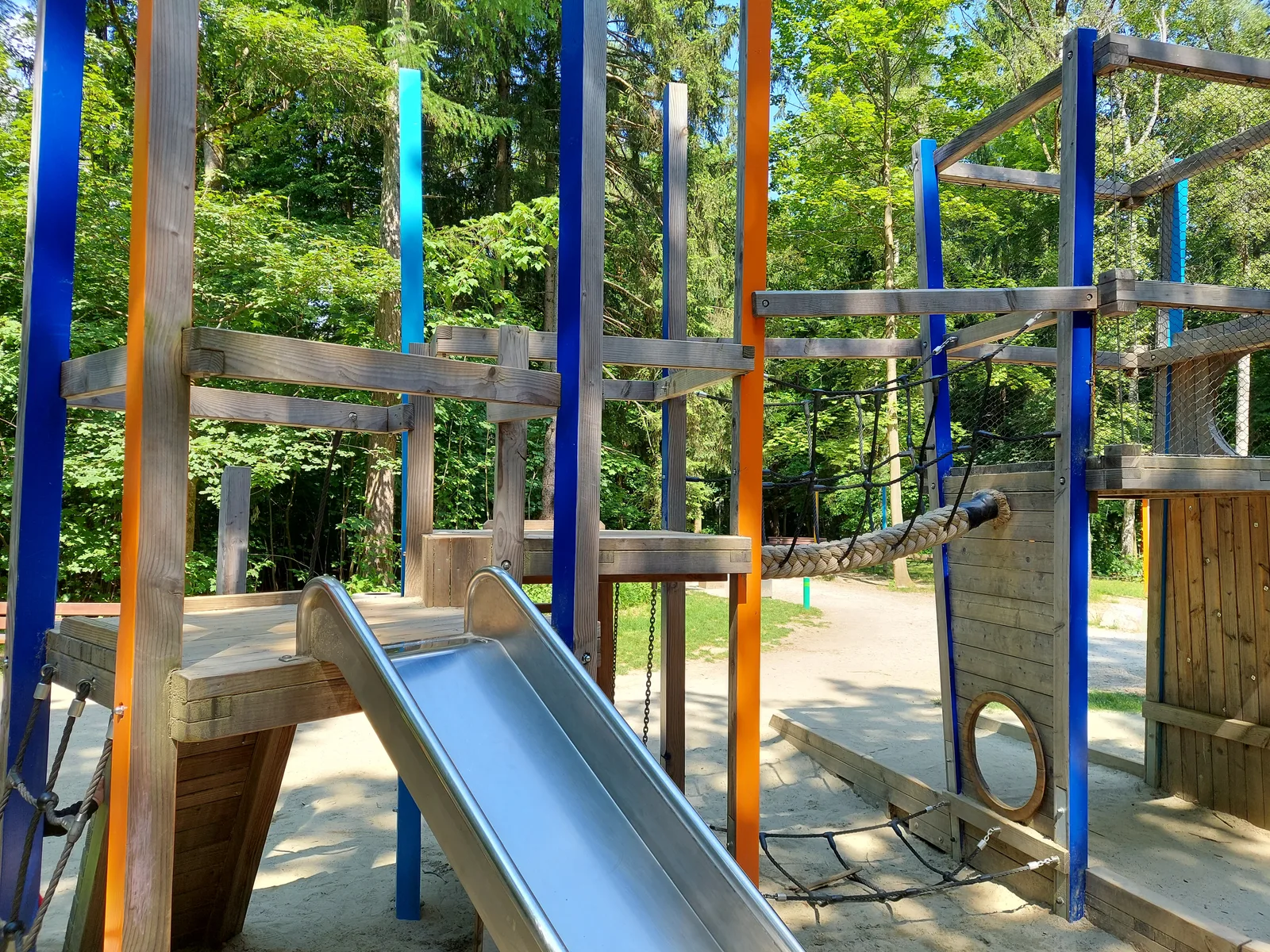 Atmosphere at South Park Munich — travel photo