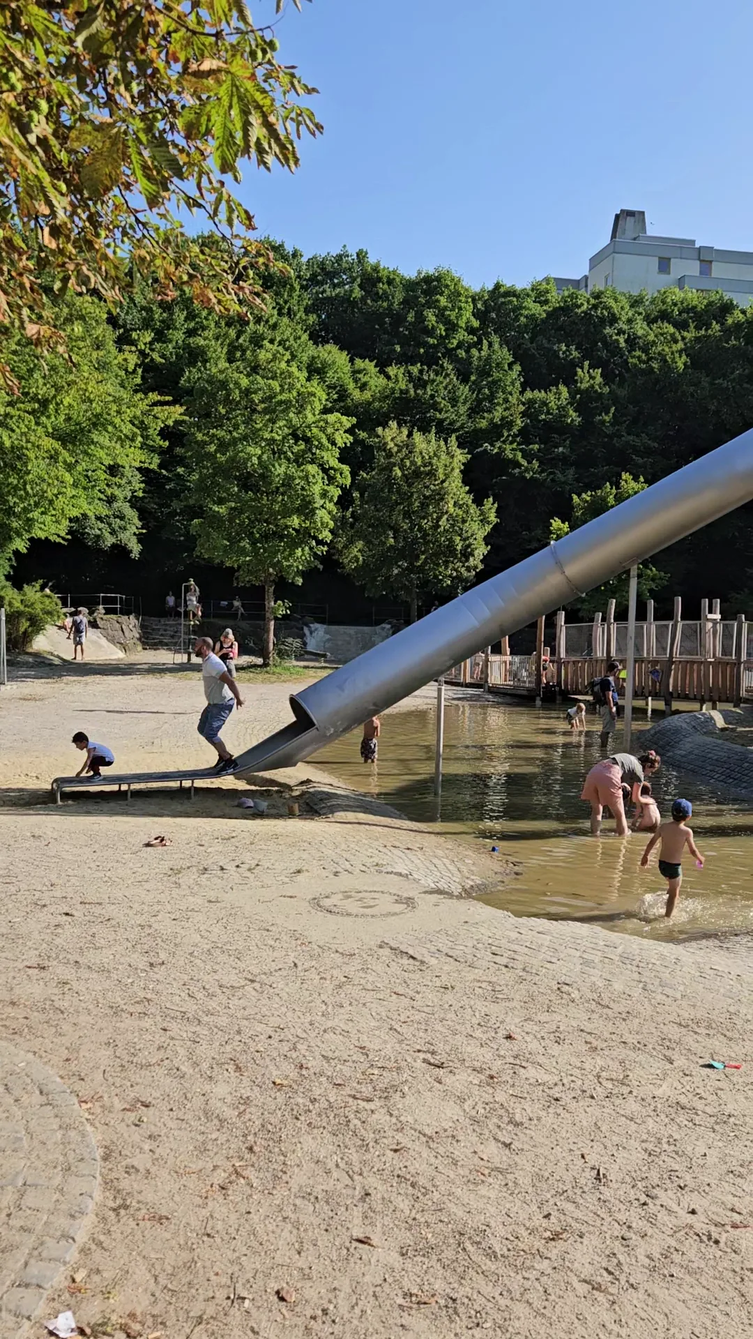 Details at Wasserspielplatz Westpark Munich — travel photo