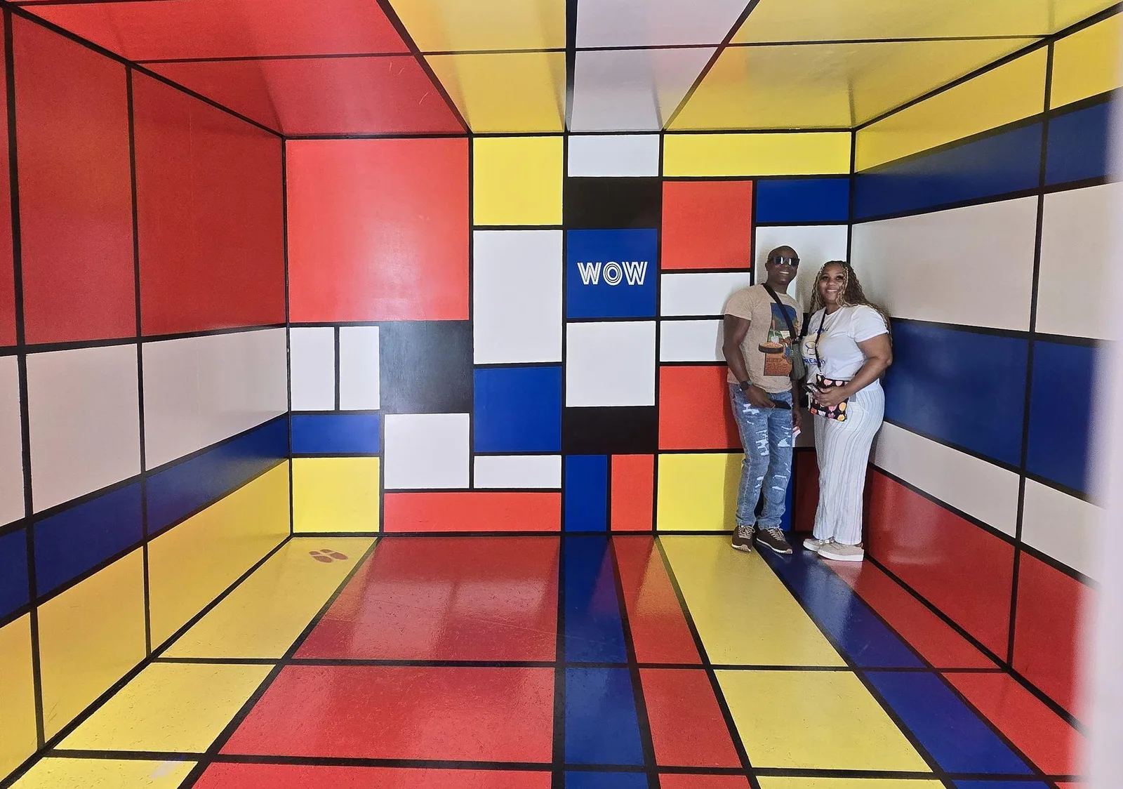 Interior at WOW Museum – Room for Illusions München Munich — travel photo