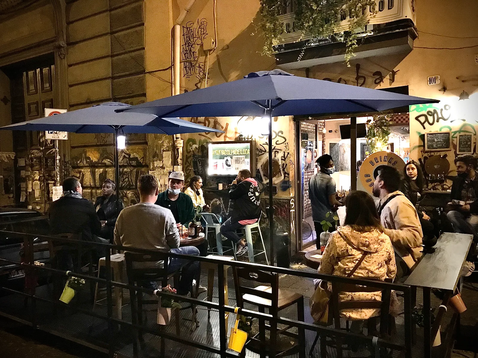 Main view at Archeobar - Negroneria Napoletana Naples — travel photo