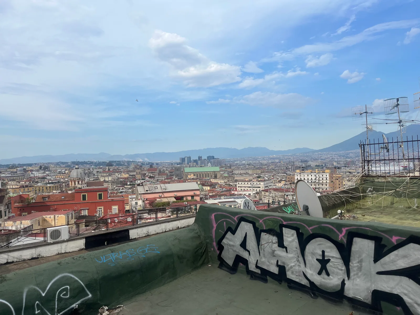Atmosphere at City view Naples — travel photo