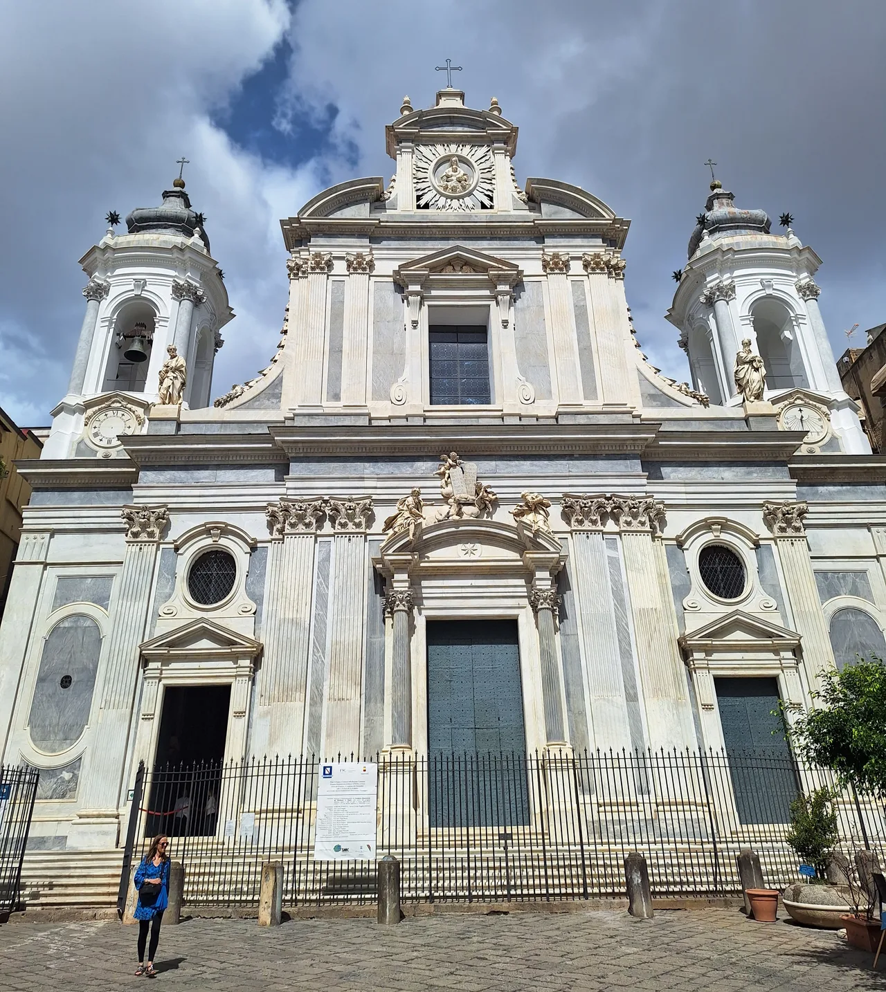 Girolamini Church