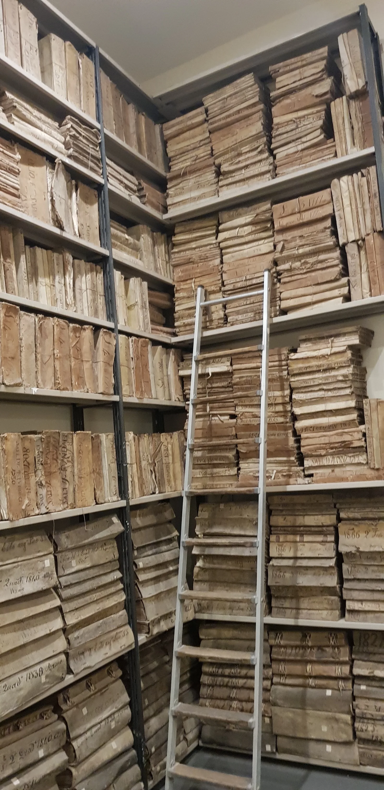 Atmosphere at ilCartastorie - Museo dell'Archivio Storico del Banco di Napoli Naples — travel photo