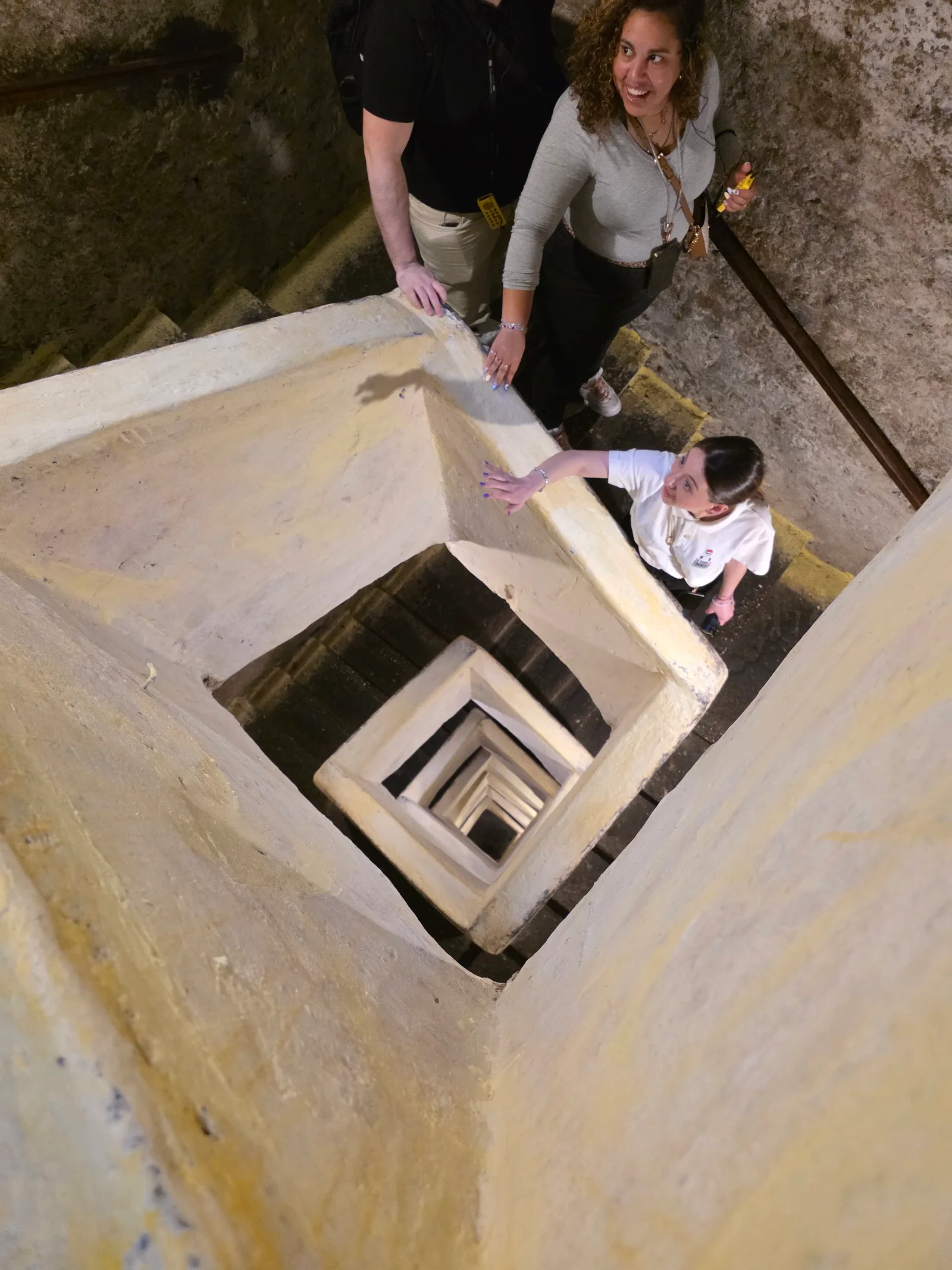 Details at Naples Underground Naples — travel photo