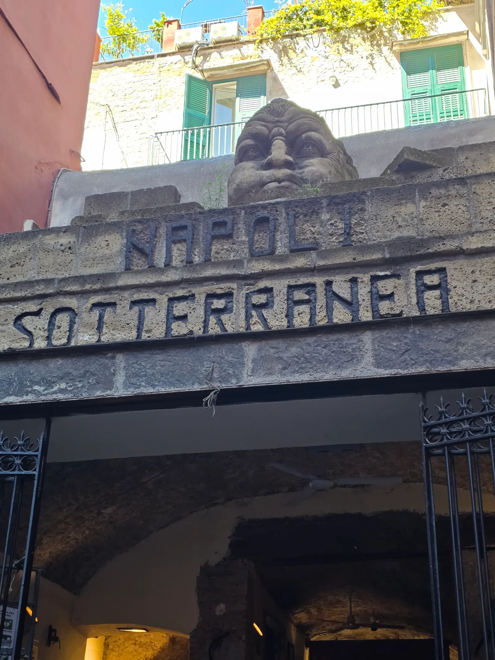 Atmosphere at Napoli Sotterranea Naples — travel photo