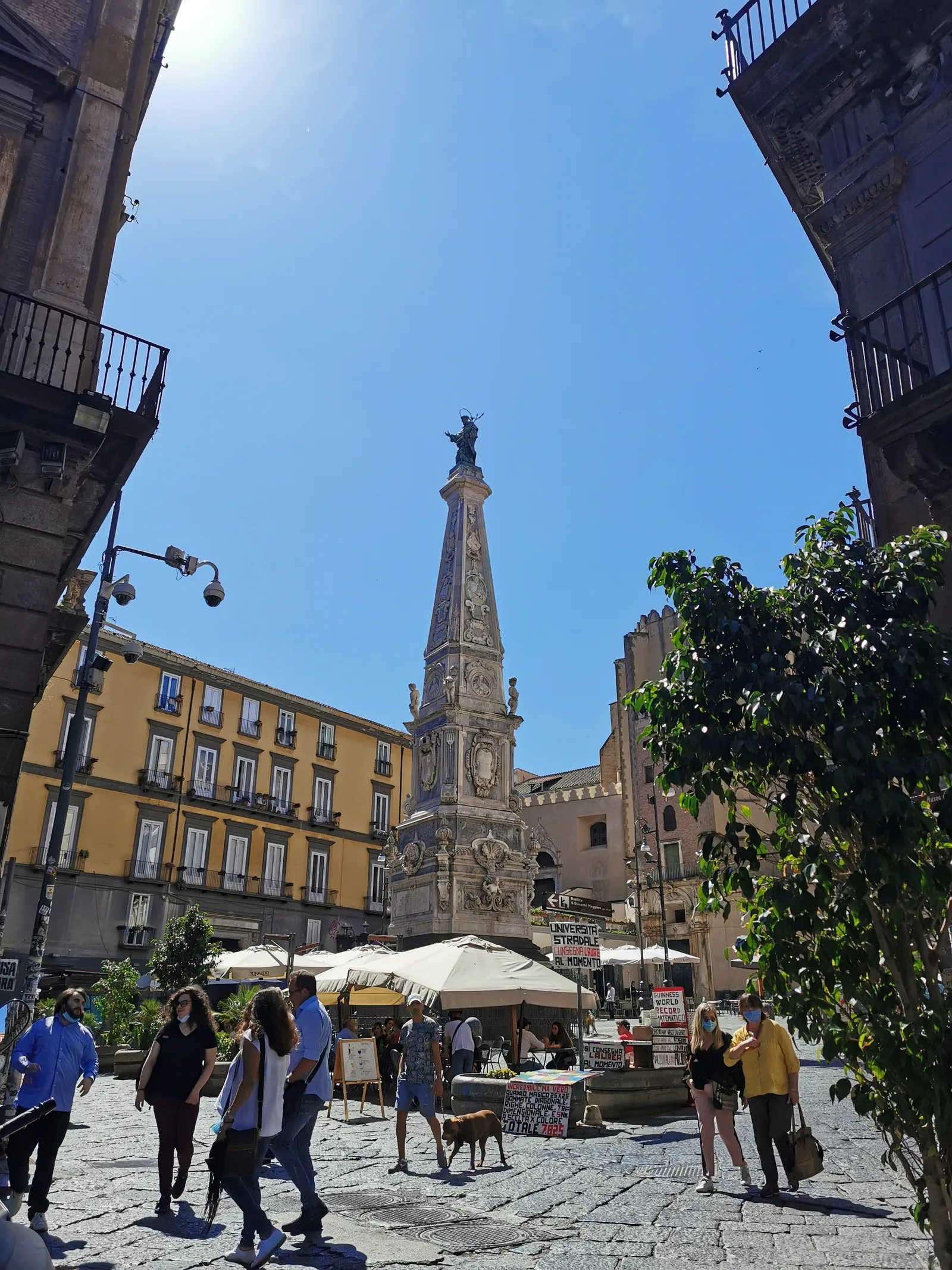 Atmosphere at Piazza San Domenico Maggiore Naples — travel photo