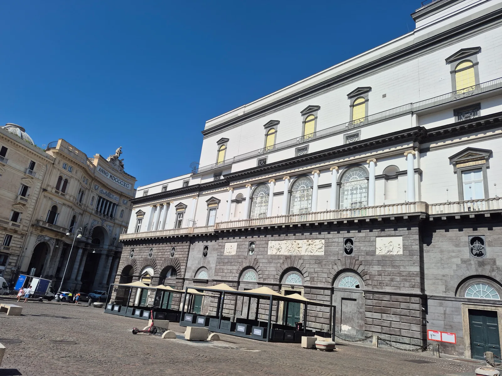Main view at San Carlo Theatre Naples — travel photo