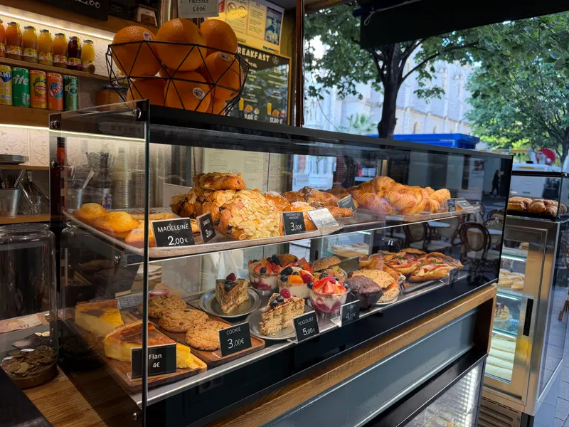 Coffee shop - La Brioche Chaude - CAFÉ