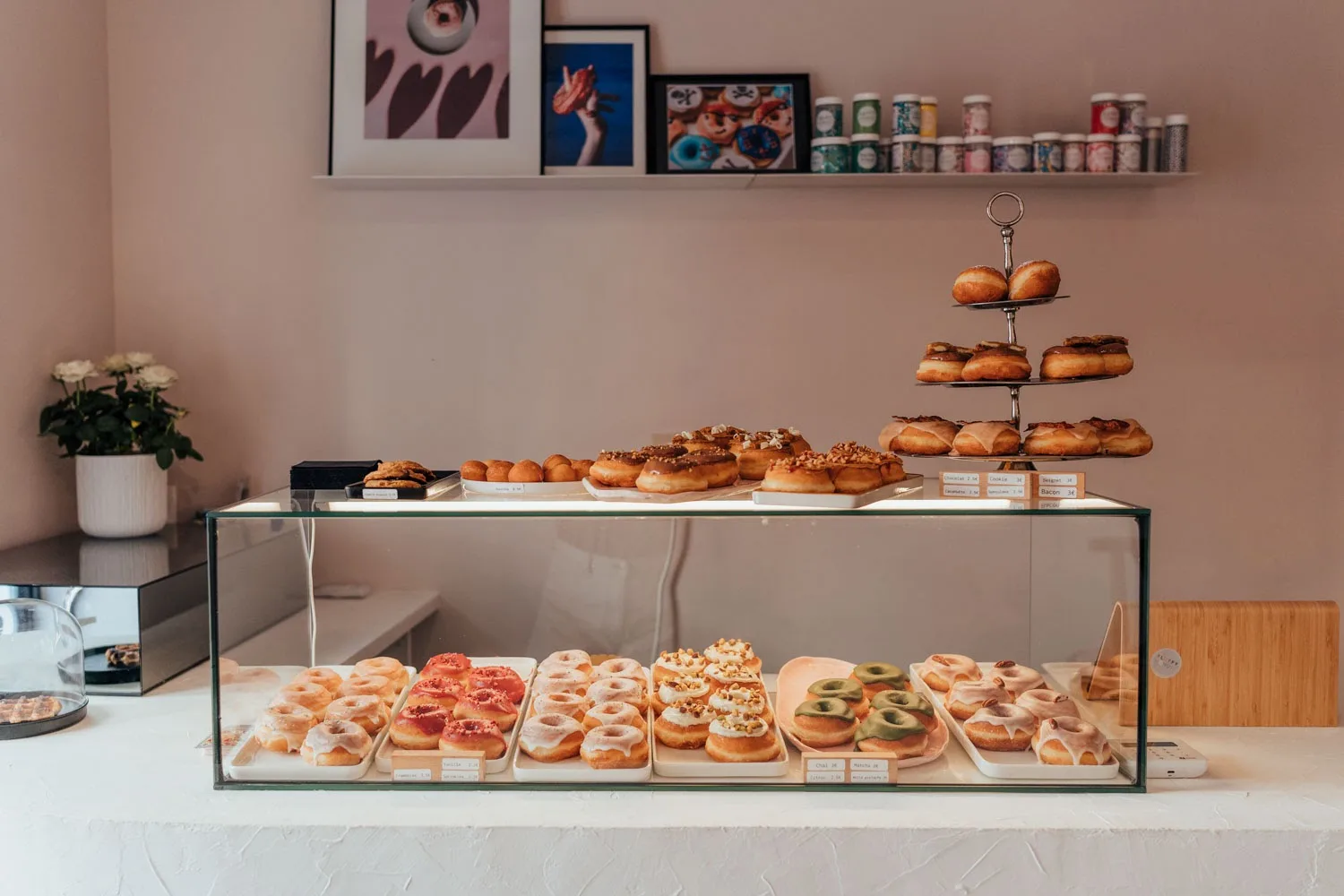 Main view at Fluffy Donuts Nice — travel photo